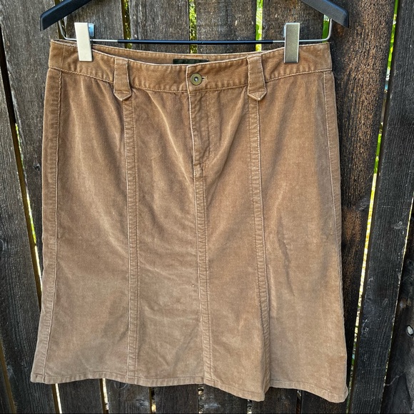 Eddie Bauer Pinwale Corduroy Skirt Sz 10 - Picture 7 of 13